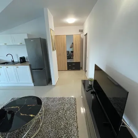 شقة Garsoniera De Lux *